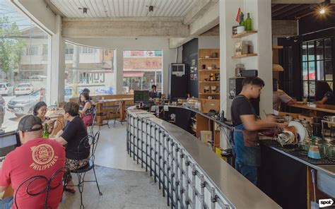 commune coffee shop.